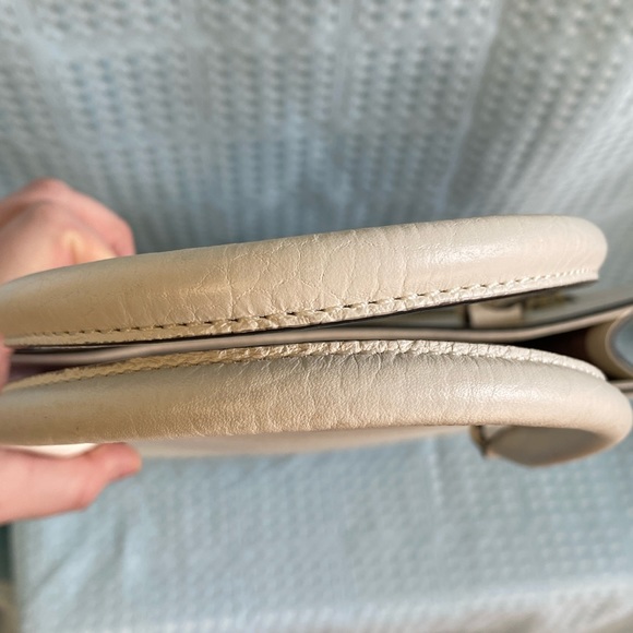 *SOLD*Kate Spade Perri Lane Lazer Cut Bubbles w/ Pebble Leather Tote/Cream/White - Picture 7 of 17